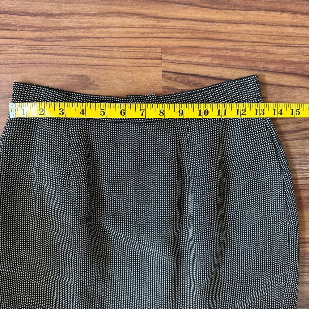 Vintage Christian Dior Black and White Herringbone suit Blazer and skirt sz 6 - Picture 8 of 10
